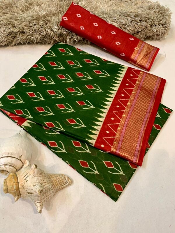 Leaf Design Printed Cotton Mulmul Saree with Blouse Piece - Image 6