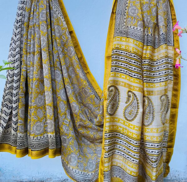 Elegant Maheshwari silk saree with blouse piece
