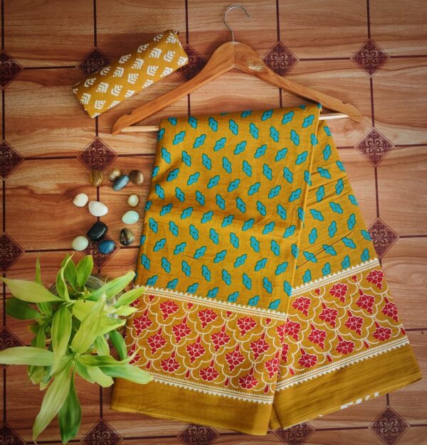 Cotton Mulmul Saree with blouse piece