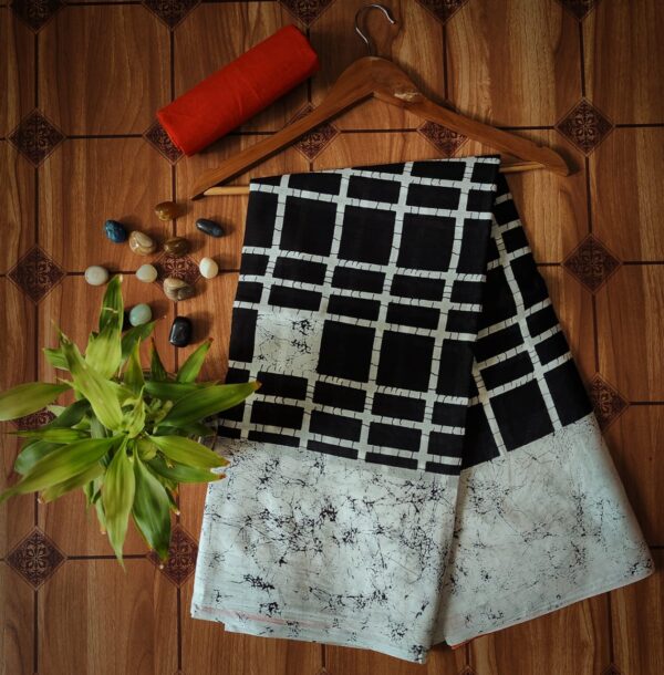 Cotton Mulmul Saree with blouse piece