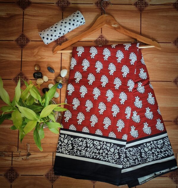 Cotton Mulmul Saree with blouse piece