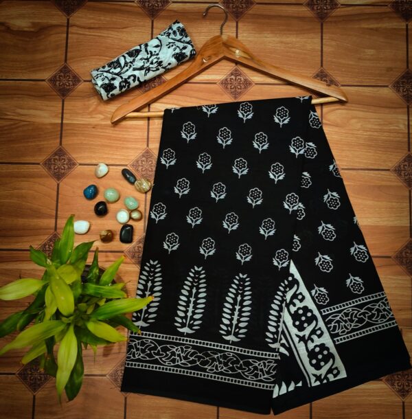 Cotton Mulmul Saree with blouse piece