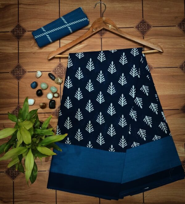 Cotton Mulmul Saree with blouse piece