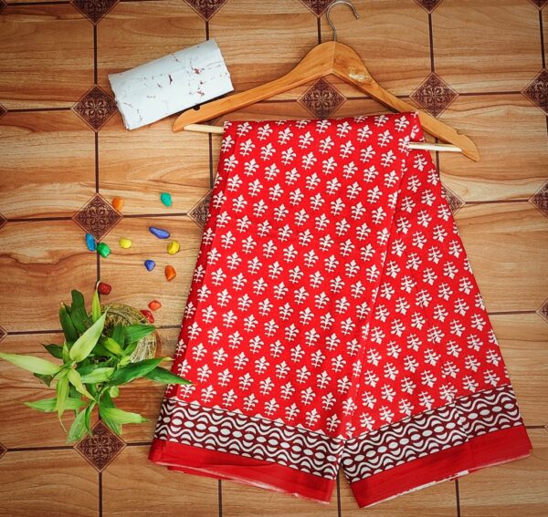 Cotton Mulmul Saree with blouse piece