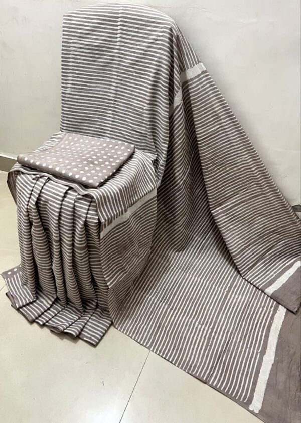 Beautiful Hand Block Print Cotton Mulmul Saree - Image 6