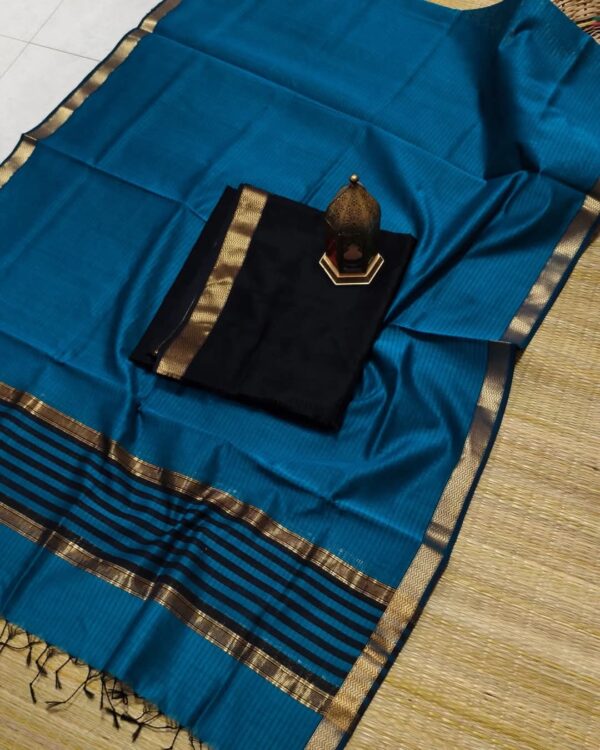 Handloom Maheshwari Kota Check Sarees with Contrast Blouse Piece - Image 17