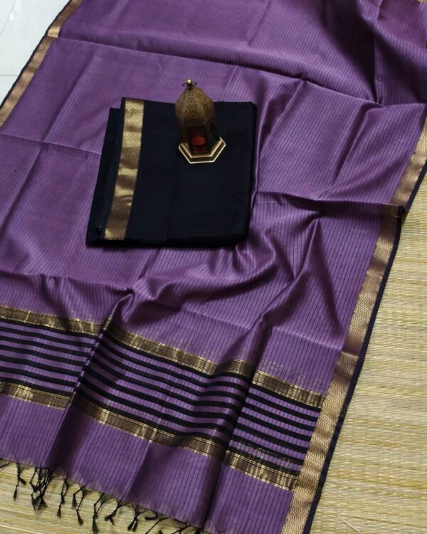 Handloom Maheshwari Kota Check Sarees with Contrast Blouse Piece