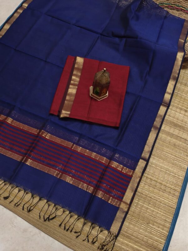 Handloom Maheshwari Kota Check Sarees with Contrast Blouse Piece - Image 16