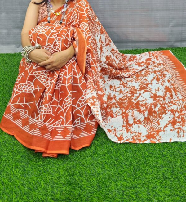 New Hand Block Mulmul Cotton Saree with Blouse Piece - Image 3