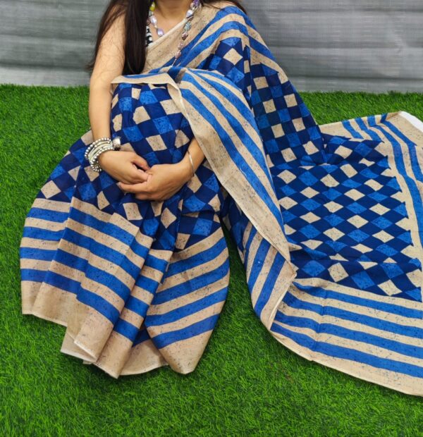 New Hand Block Mulmul Cotton Saree with Blouse Piece - Image 2