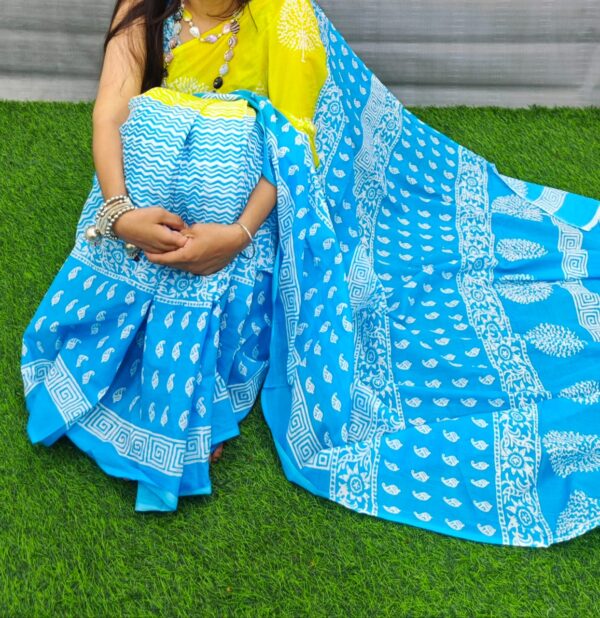 New Hand Block Mulmul Cotton Saree with Blouse Piece - Image 4