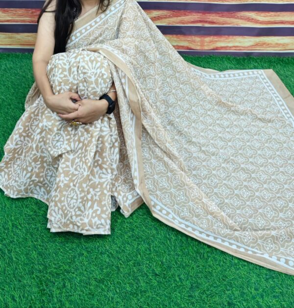 New Hand Block Mulmul Cotton Saree with Blouse Piece - Image 3