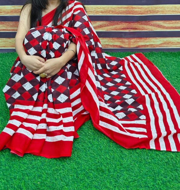 New Hand Block Mulmul Cotton Saree with Blouse Piece - Image 2