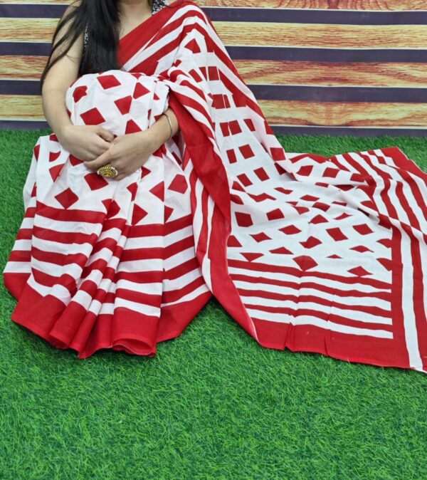 New Hand Block Mulmul Cotton Saree with Blouse Piece - Image 3
